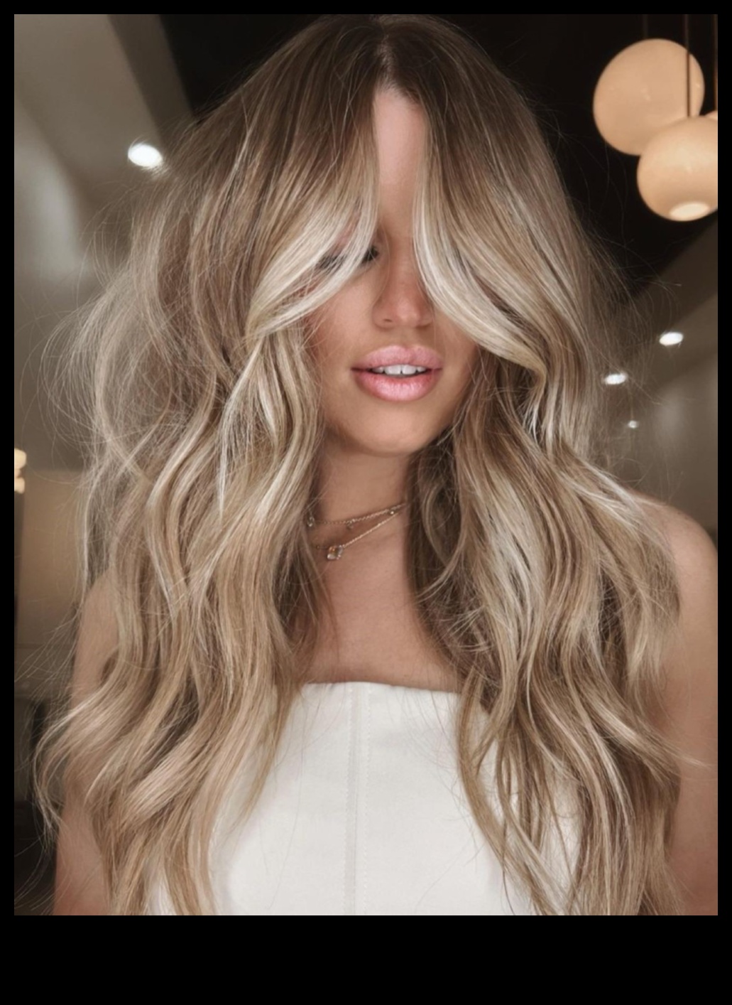 قنبلة شقراء: خيارات لون الشعر الأشقر المشع