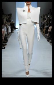 مستقبلية غير رسمية: ملابس حديثة للأناقة اليومية