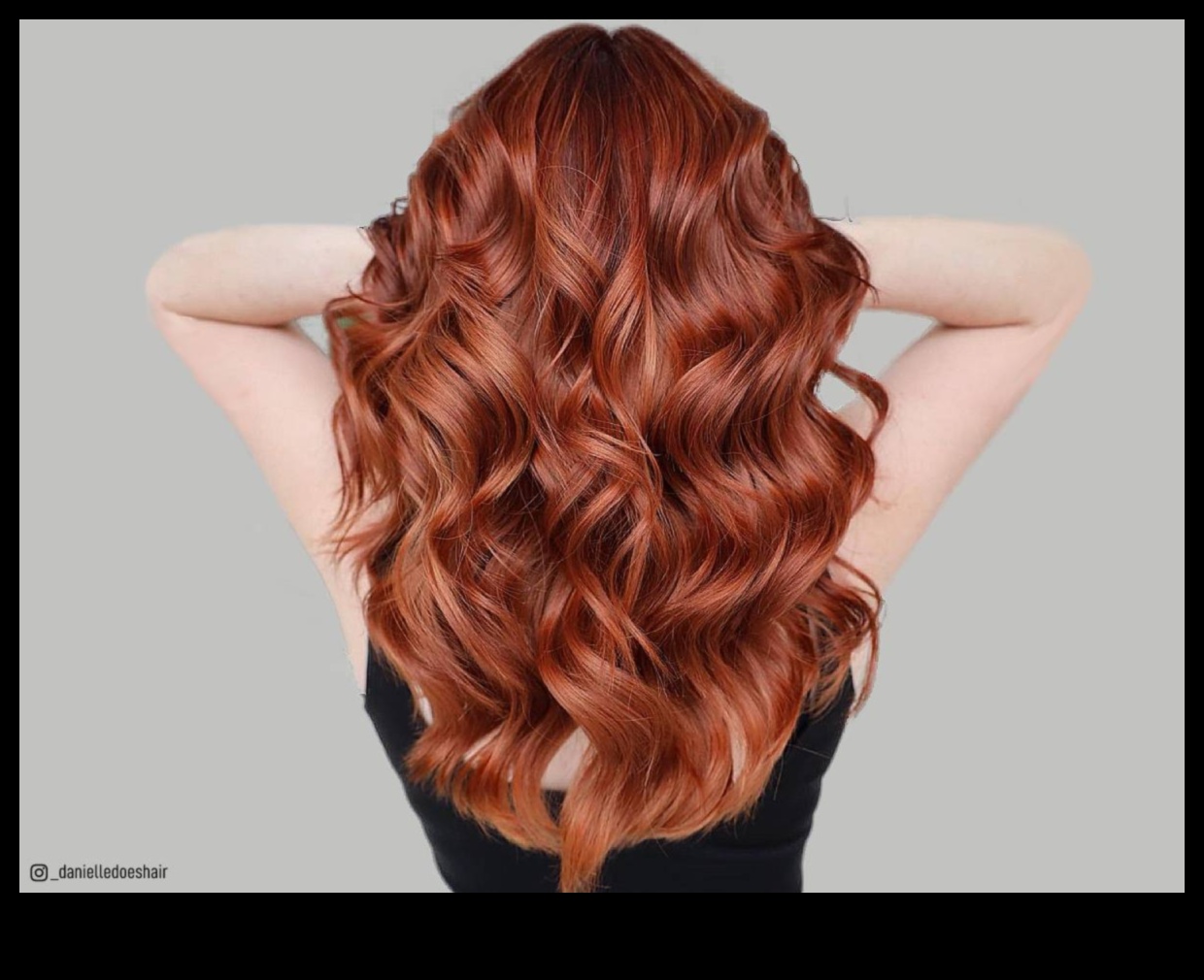 Golden Ember Vibes 5 تسريحات شعر متألقة لإلهام مظهرك الناري مشاعر الجمرة الذهبية: تسريحات الشعر المشعة لإلهام مظهرك الناري