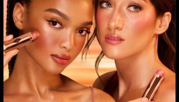 بشرة جاهزة للمساء: الحصول على بشرة خالية من العيوب باستخدام تقنيات الخبراء