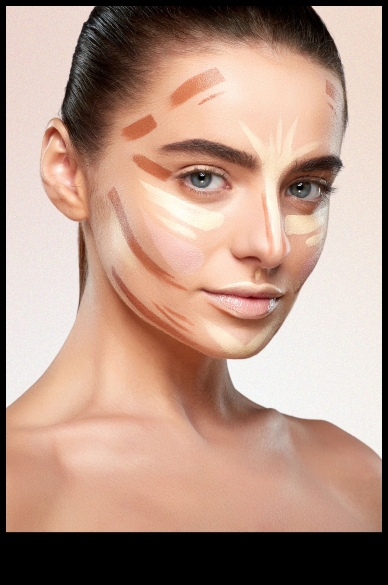 تطبيق البرونزر ينحت وجهك بهذه النصائح الخمس 2 تطبيق البرونزر: نصائح للحصول على وجه سلس ومنحوت